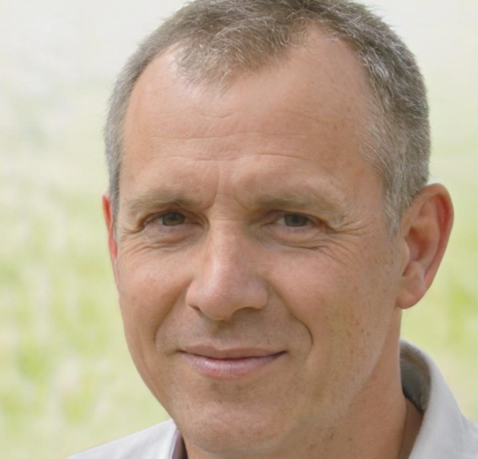 Ritratto di Marco, esperto nail care