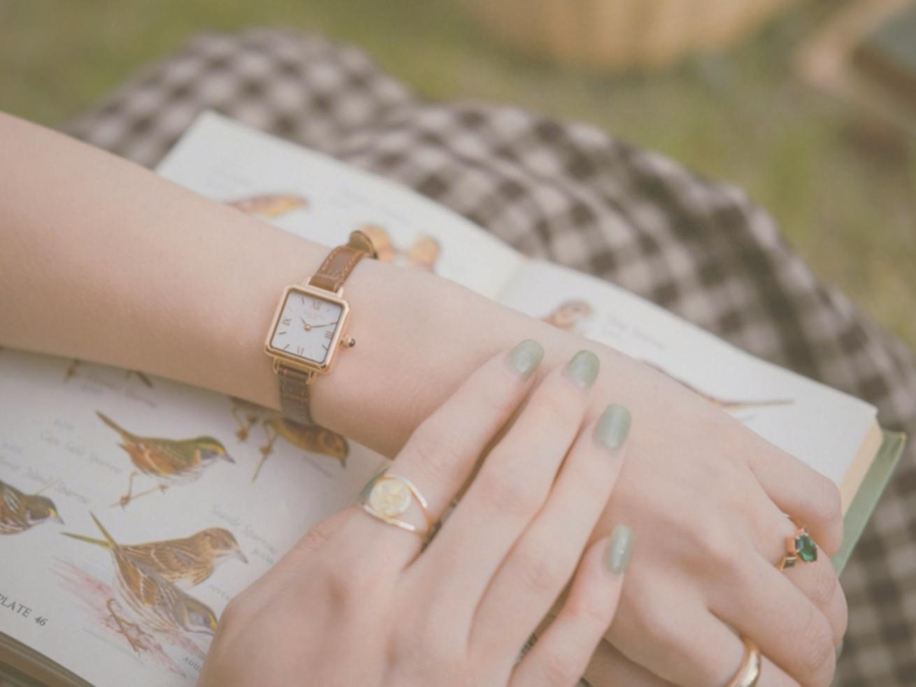 Kit completo per manicure professionale con tutti gli strumenti necessari